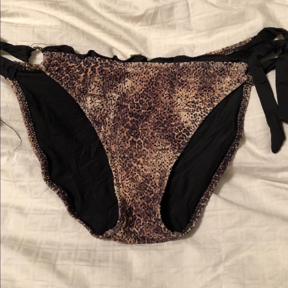 Leopard bikini - Picture 4 of 5
